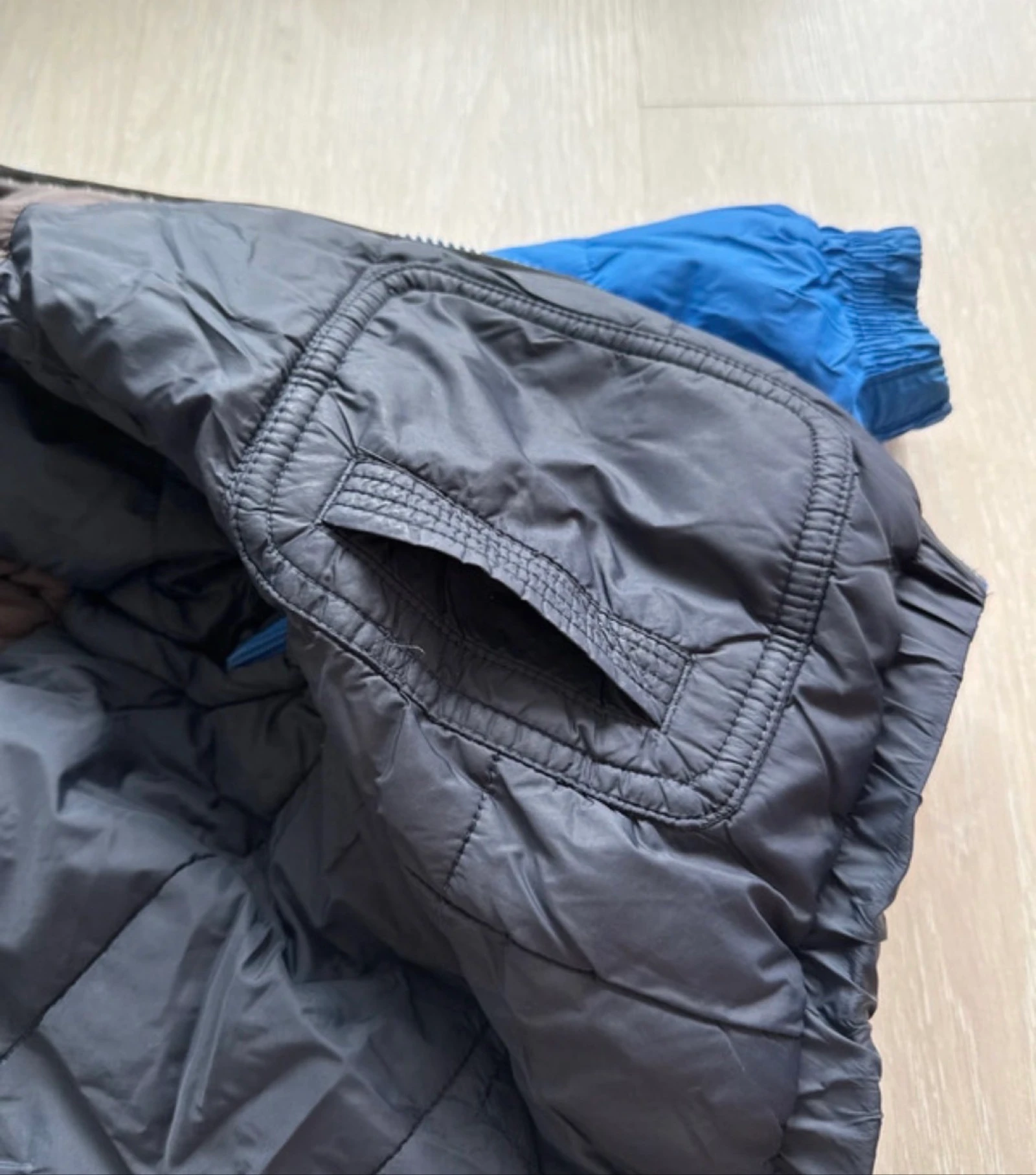 Muy buen estado | plumífero muy grueso para esquí invierno azul magnífico | Little Marc Jacobs | 2 años 86cm – photo 9